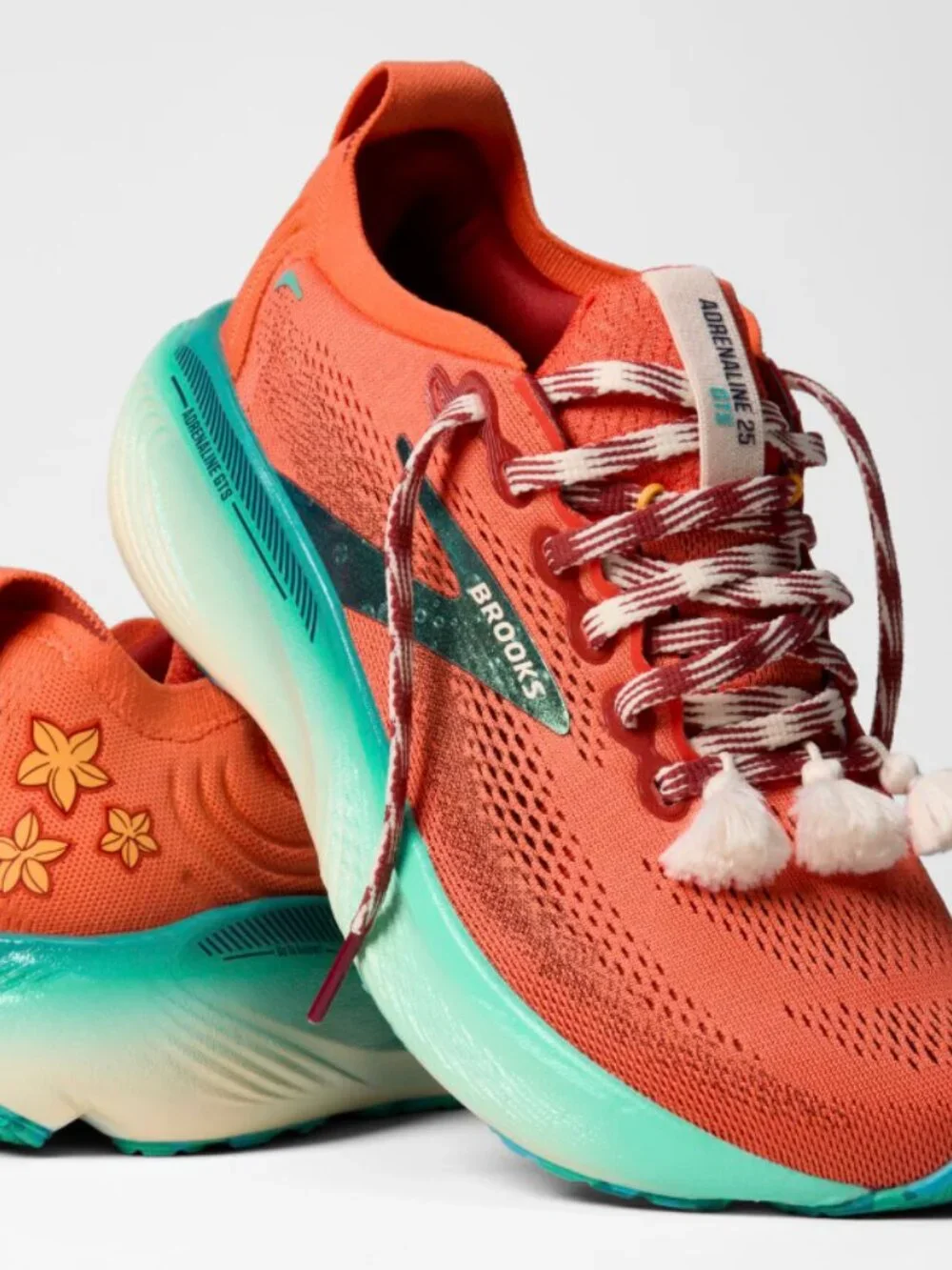 *RUN DISNEY* Brooks - 2026 Adrenaline GTS 25 Moana Sneakers - Womens 7M - NEW!